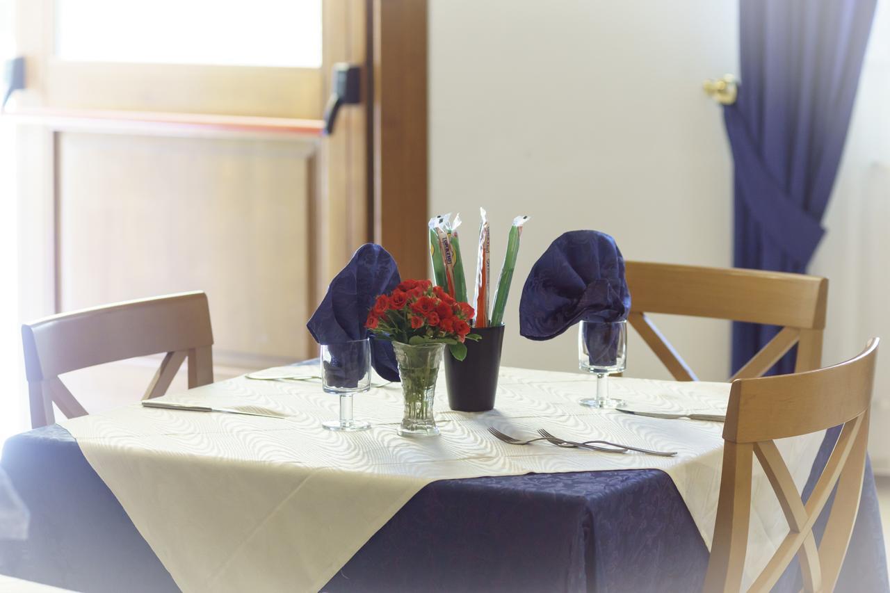 Albergo Roncone מראה חיצוני תמונה