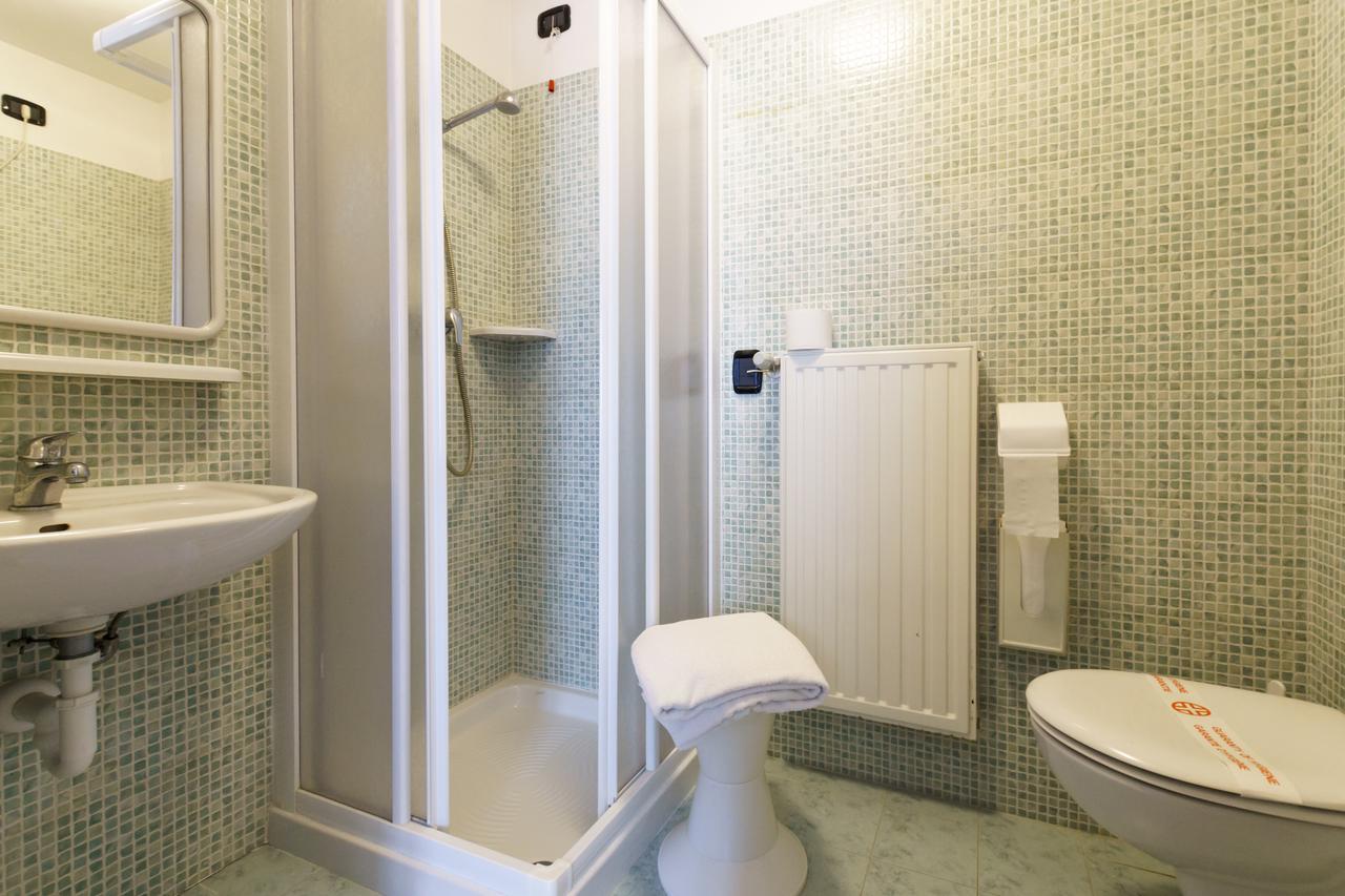 Albergo Roncone מראה חיצוני תמונה