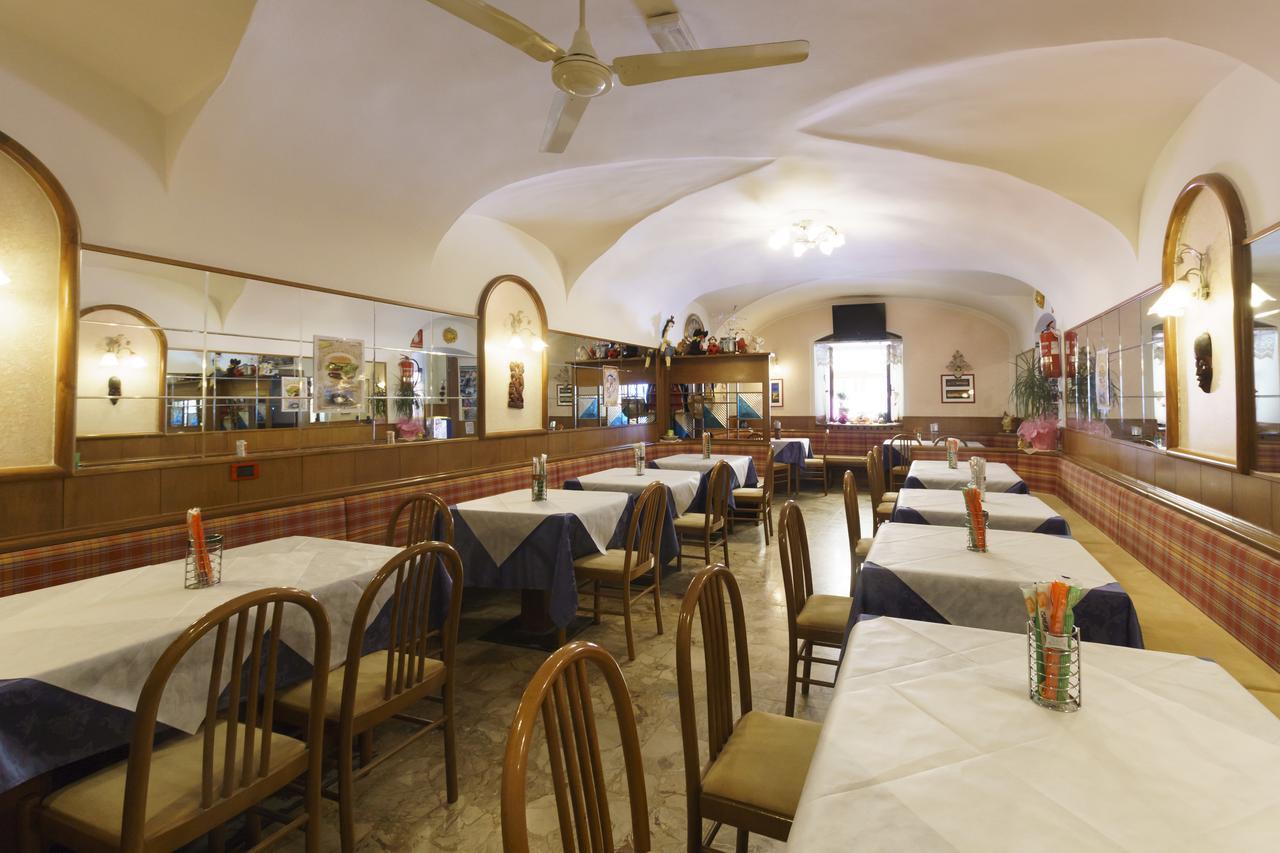 Albergo Roncone מראה חיצוני תמונה