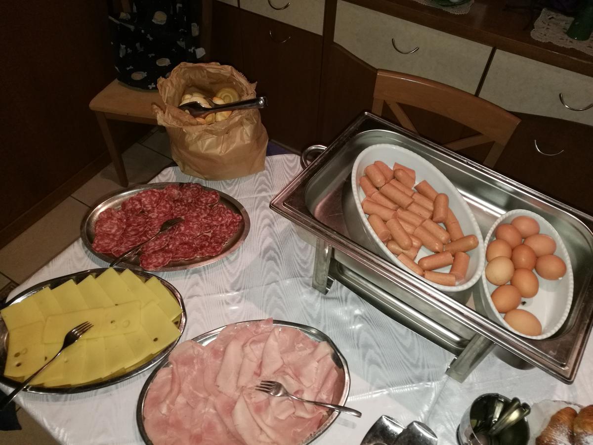 Albergo Roncone מראה חיצוני תמונה